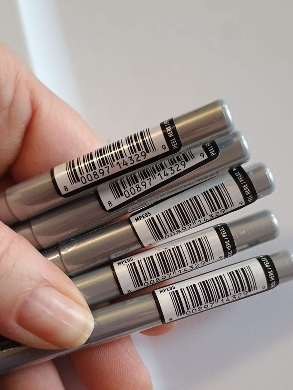 5 X NYX Professional Makeup Retractable Eye Liner, Waterproof, Silver - Picture 4 of 5